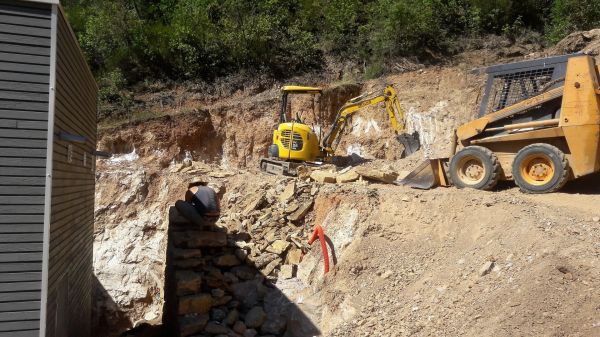 Création restanques sur signes dans le var